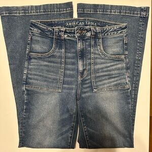 American Eagle Classic Blue Jeans